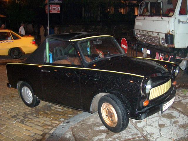 21 40 Convertible Trabant 1.jpg